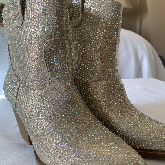 Forever Champagne Rhinestone Size 7 1/2 Cowboy Boots - NWOT - Picture 7 of 8